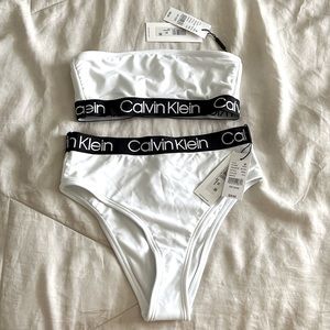 NWT Calvin Klein bikini set